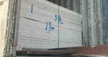 昌都 芝麻白花岗岩石材3.0公分光面毛板装柜出货