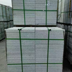 昌都 芝麻白火烧，园林广场市政工程地铺石，1.8~5.0厚均有现货