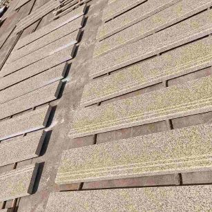 昌都 黄金麻花岗岩光面楼梯踏步