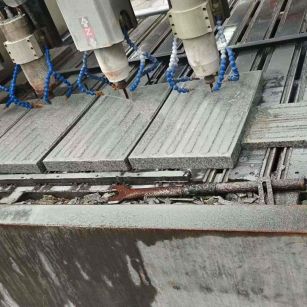 昌都 芝麻白花岗岩荔枝面盲道雕刻