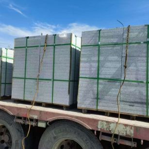 昌都 芝麻白花岗岩地铺石装车日常