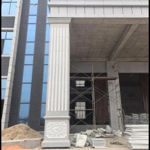 昌都 芝麻白光面花岗岩门楼大柱（罗马柱）配雕花底座