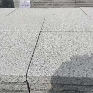 昌都 白麻花岗岩石材推荐 荔枝面地铺石