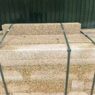 昌都 黄金麻花岗岩石材机切面栏杆料半成品