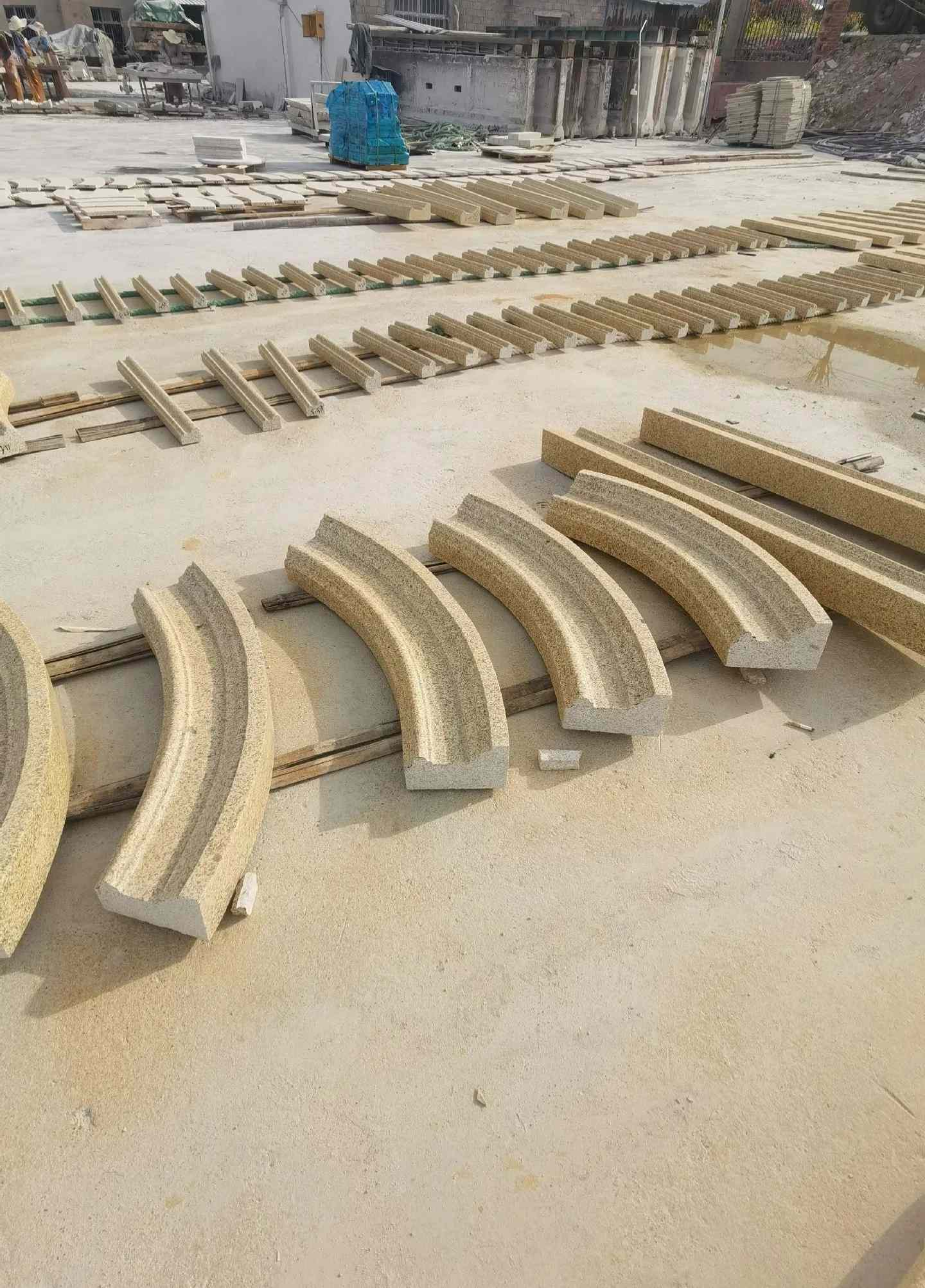 昌都 黄金麻花岗岩别墅线条