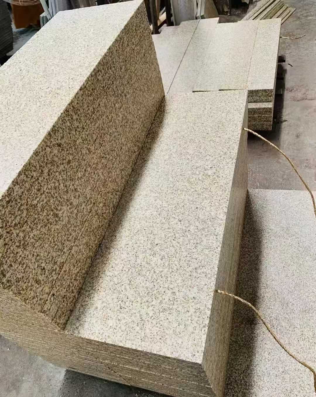 昌都 黄金麻荔枝面外墙干挂成品