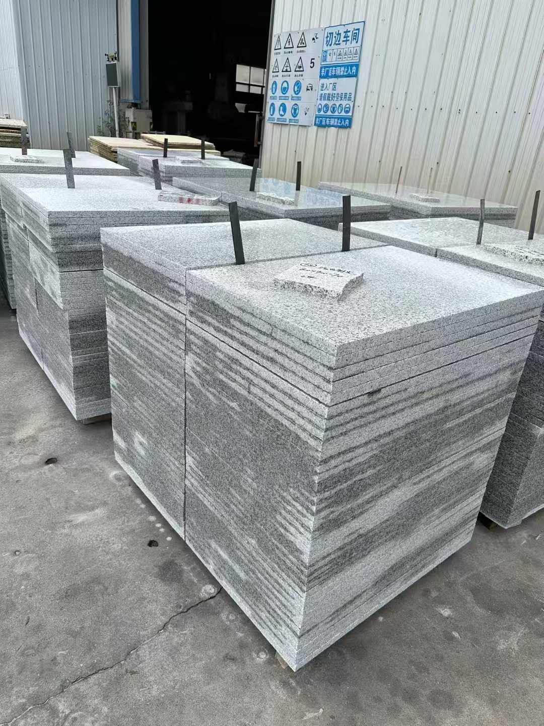 昌都 白麻光面干挂成品