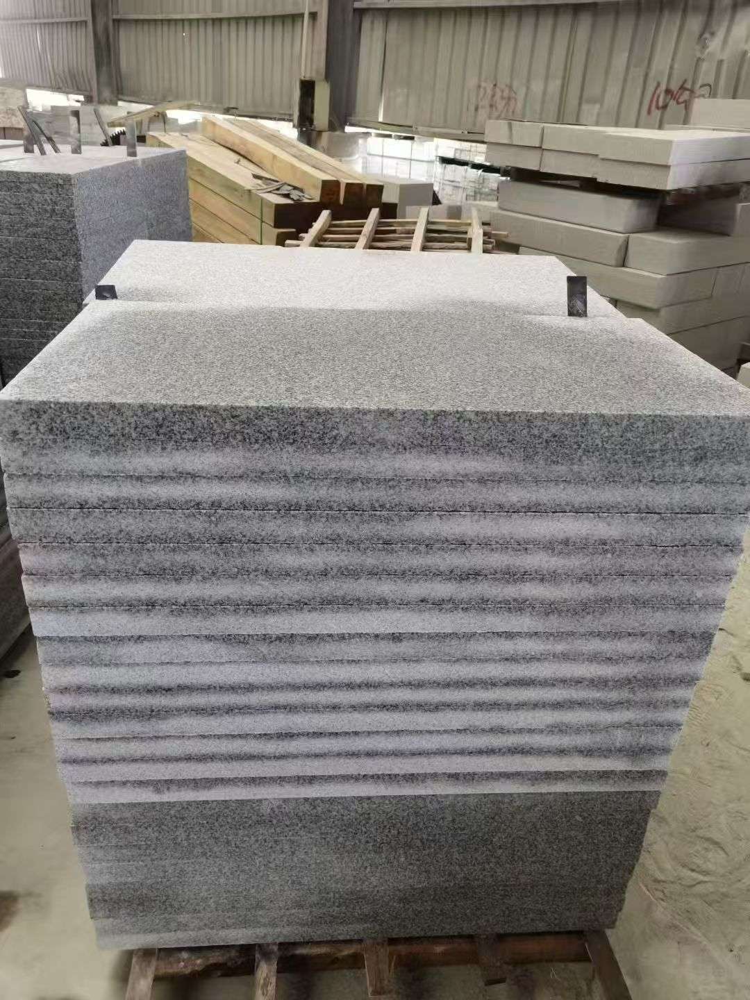 昌都 芝麻白5公分火烧地铺成品，900*400，规格可定制